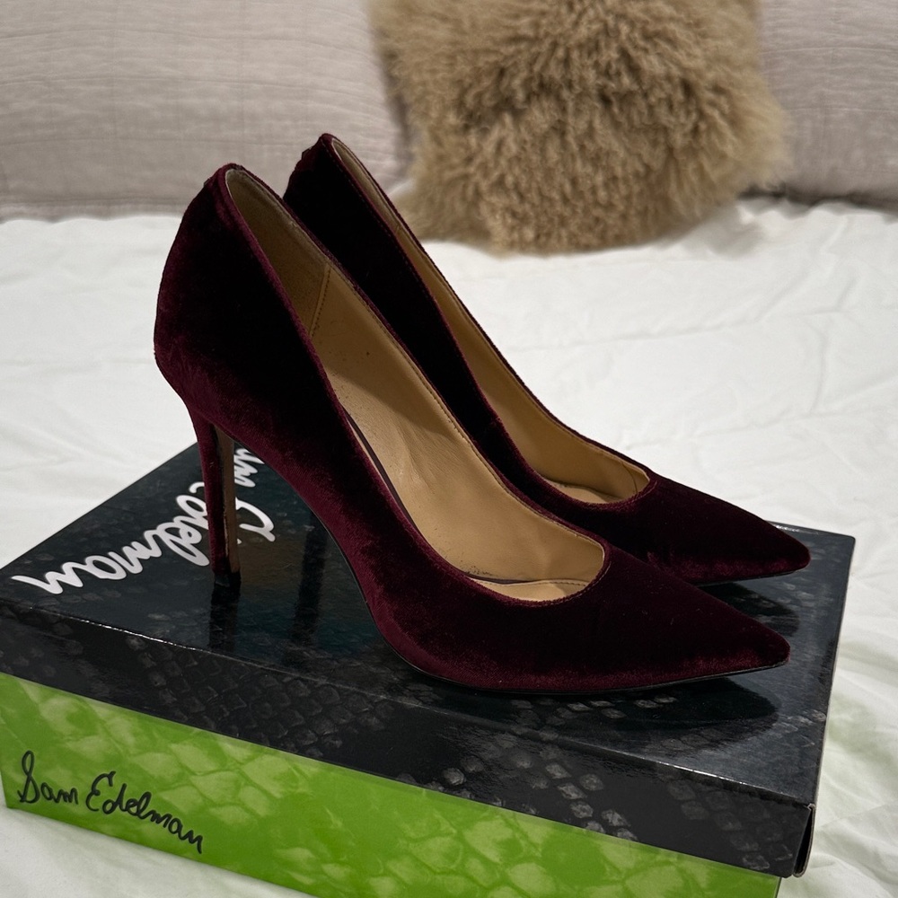 Sam Edelman Deep Red Velvet Hazel Pumps Heels